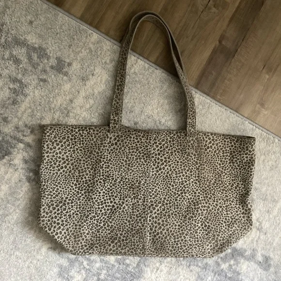 CCO! [Anthropologie] Willa Leather Tote Bag - Picture 2 of 12